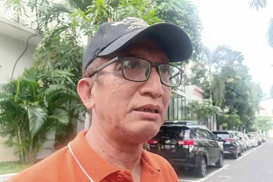Anak Sudah Memaafkan, Orang Tua Siswa MI di Surabaya Cabut Laporan Kasus Kekerasan Futsal Bambang Sri Mahendra, orang tua siswa yang dibanting pelatih futsal (foto: Dok Beritajatim.com)