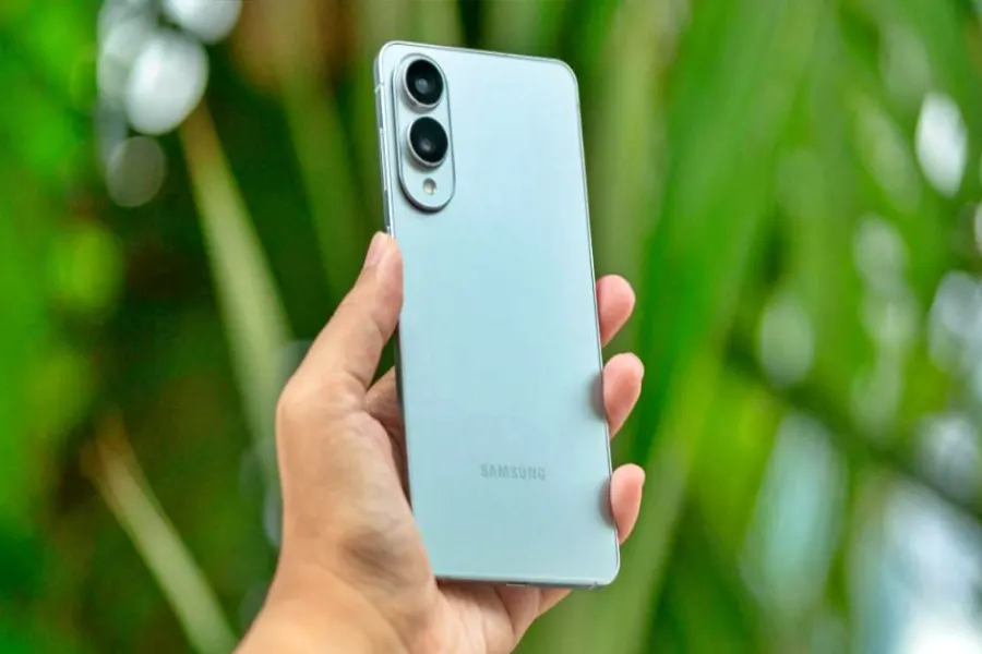 Galaxy S25 Edge, Smartphone Ultra-Tipis dengan Kamera 200MP dan AI Canggih