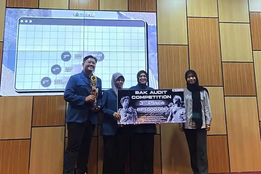 Tim SEMJ, Semester Enam Masih Jomblo