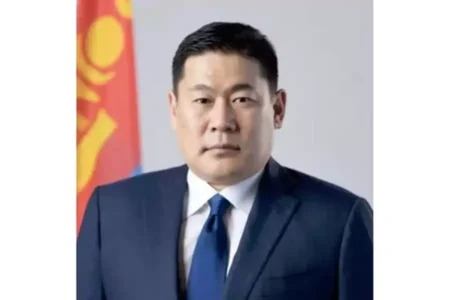 Skandal Tas Mewah Anak PM Mongolia Bikin Geger, Jabatan Melayang di Tengah Demo Massal Luvsannamsrain Oyun Erdene resmi mengundurkan diri sebagai Perdana Menteri Mongolia.