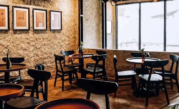 Rekomendasi 5 Kafe Terbaru di Surabaya 2025, Cocok Buat Nugas dan Nongkrong