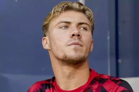Napoli Serius Dekati Rasmus Hojlund, Disiapkan Jadi Pengganti Romelu Lukaku yang Cedera Penyerang Manchester United Rasmus Hojlund pada 19 Juli 2025