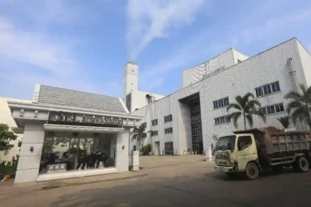 PLTSa Benowo di Surabaya