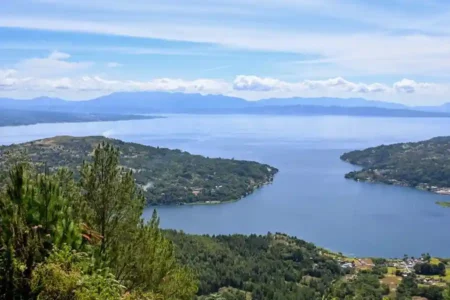 Pesona Danau Toba