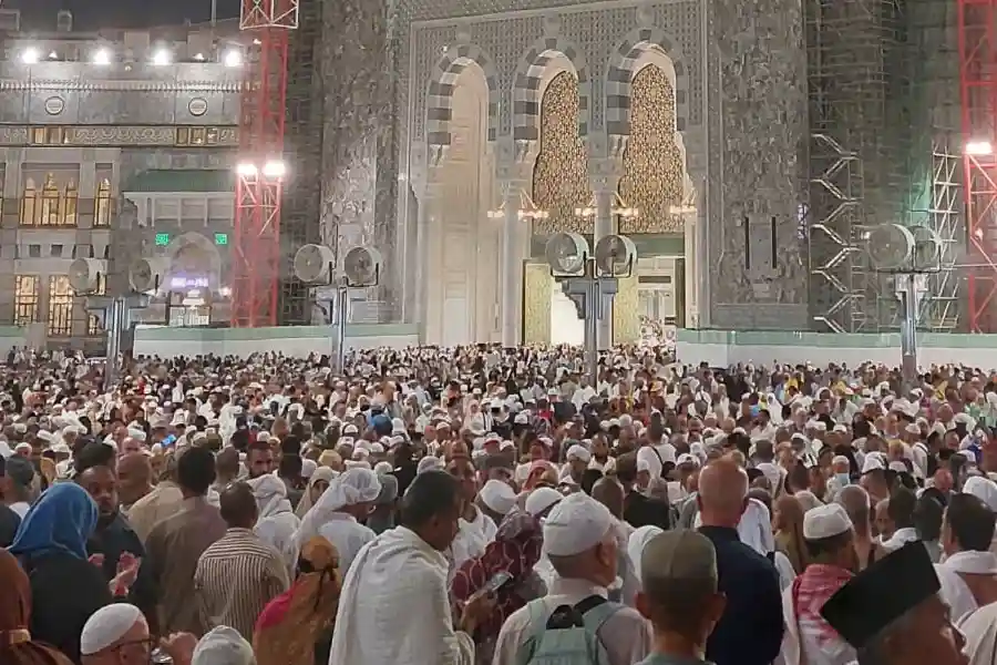 Jemaah haji di Masjidil Haram pada musim haji 2024