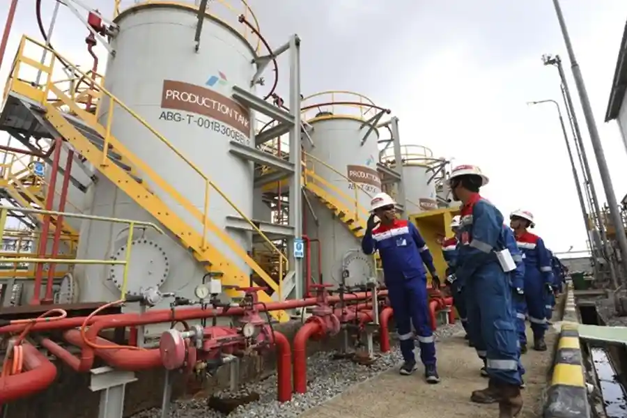 Pertamina EP Genjot Produksi Lapangan Akasia Bagus, Targetkan Kemandirian Energi Nasional Pertamina EP tingkatkan kapasitas produksi Lapangan Akasia Bagus hingga 9.000 BLPD dan 22 MMSCFD demi mendukung kemandirian energi nasional.