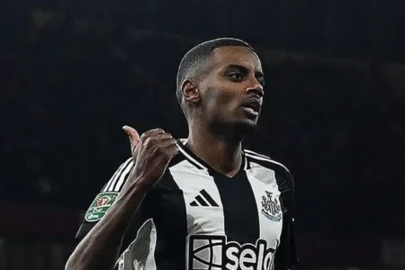 Drama Transfer Alexander Isak: Liverpool Sindir dengan Lagu ABBA, Fans Newcastle Murka Alexander Isak (sumber foto: instagram @alex_isak)