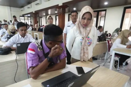 Pemkot Mojokerto ajukan tenaga Non ASN ke Kemenpan RB untuk formasi PPPK Paruh Waktu sebagai wujud komitmen memberikan kepastian status.