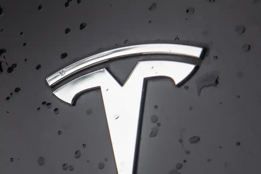 Tesla Diwajibkan Bayar Ganti Rugi Rp 3,9 Triliun atas Kecelakaan Mematikan 2019 Logo Tesla