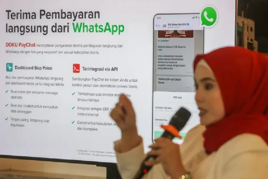 DOKU Luncurkan PayChat, Permudah Transaksi Langsung di WhatsApp DOKU perkenalkan PayChat, inovasi pembayaran dalam WhatsApp untuk permudah bisnis kelola transaksi dan chat tanpa pindah aplikasi.