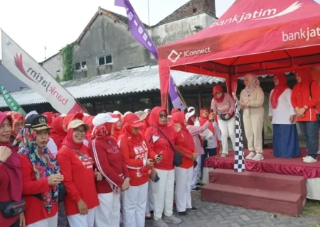 Semangat Kemerdekaan Mengalir di Setiap Langkah foto beritajatim