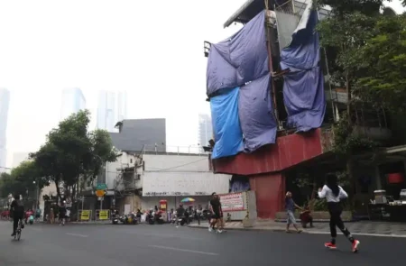Kondisi Jembatan Tunjungan Surabaya setelah dibongkar karena rapuh