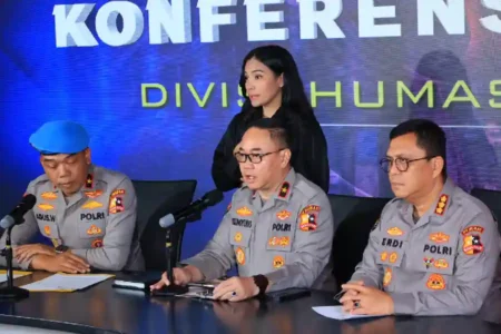 Divpropam Polri menetapkan 7 personel Brimob langgar etik dalam kasus meninggalnya ojol di Pejompongan.