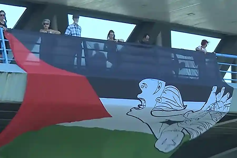 Solidaritas untuk Korban Genosida di Gaza, Timnas Palestina Gelar Laga Persahabatan di Bilbao Dukungan untuk Palestina dari warga Bilbao (foto: istimewa)