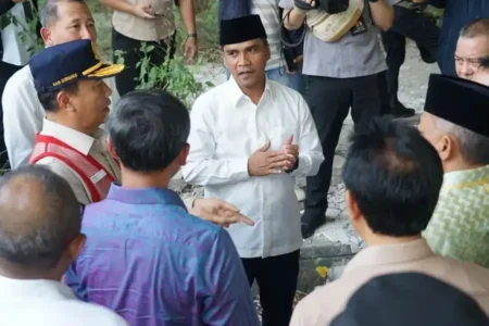Komisi V DPR RI kunjungi Bangkalan. Bupati Lukman soroti persoalan air bersih, pengelolaan sampah, hingga pemanfaatan Rest Area Suramadu.