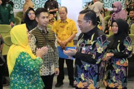Validasi Kota Sehat 2025 dimulai. Kota Probolinggo tampilkan komitmen kebersihan, inovasi kesehatan, dan kesejahteraan masyarakat.
