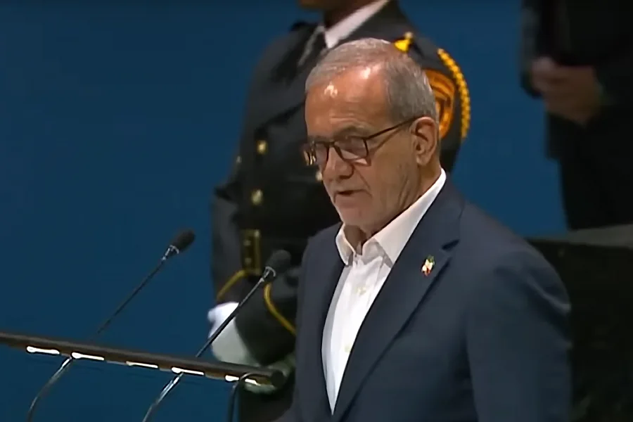 Presiden Masoud Pezeshkian
