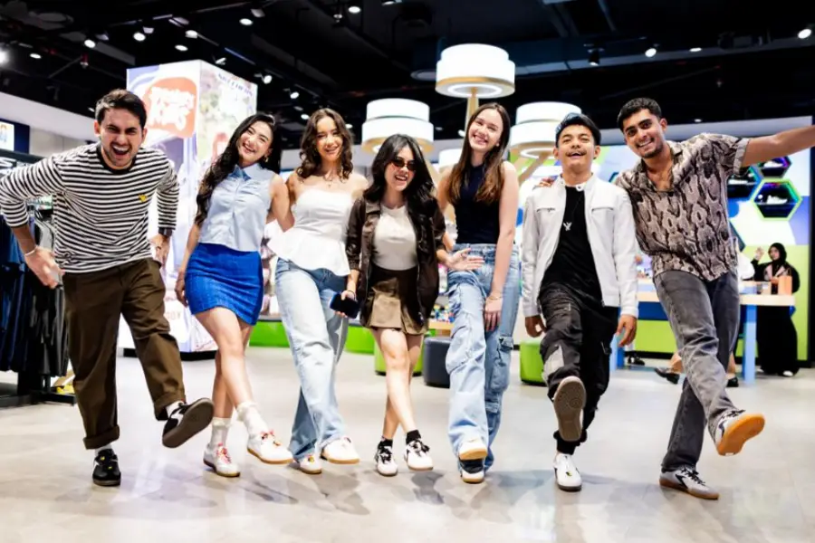 Skechers Indonesia Luncurkan Koleksi HOTSHOT, Sneakers Bold dengan Kenyamanan Maksimal