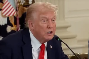 AS dan Iran Teken Kesepakatan Awal Akhiri Konflik Teluk, Negosiasi Gencatan Senjata Permanen Berlanjut Presiden Amerika Serikat Donald Trump