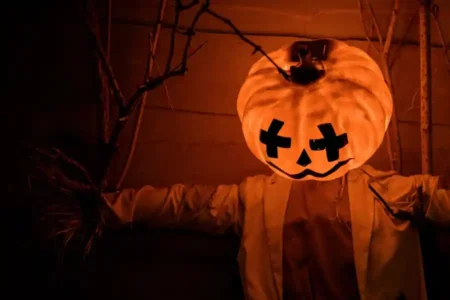 Ilustrasi Halloween (foto: Annie Spratt/unsplash)