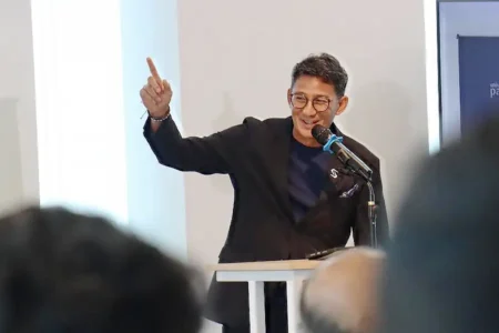 Sandiaga Uno: Indonesia Butuh Wirausahawan Inovatif, Adaptif, dan Kolaboratif Sandiaga Uno saat berbicara di forum Meet The Leaders Universitas Paramadina.