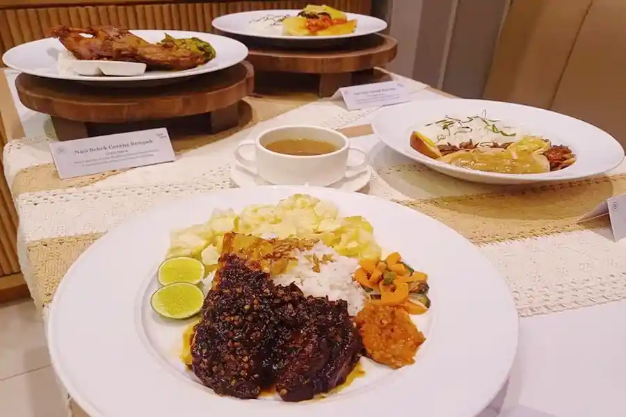 Paris Baguette Luncurkan Menu Rindu Rumah, Hadirkan Cita Rasa Nusantara dalam Sentuhan Premium Salah satu sajian Nusantara ala Paris Baguette (foto: Dok Beritajatim.com)