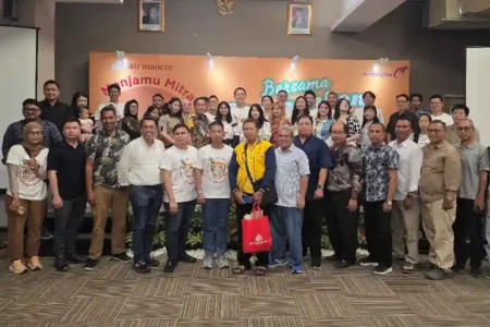 Air Mancur Apresiasi Mitra Usaha Berprestasi di Jawa Timur, Perkuat Sinergi dan Komitmen Herbal Air Mancur beri apresiasi mitra di Jawa Timur atas kontribusi 2024–2025, perkuat bisnis jamu dan dorong gaya hidup sehat berbasis herbal.