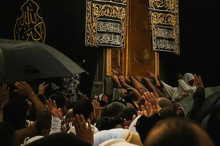 Ilustrasi haji (foto: Peshin photograhpar/pexels)