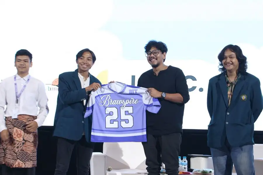 Brawijaya Inspire Talk 2025: Kembangkan Budaya Riset dan Inovasi di Kalangan Mahasiswa Brawijaya Inspire Talk 2025 hadirkan Ferry Irwandi dan Ni’mah Shafwah untuk dorong budaya riset dan inovasi di Universitas Brawijaya.