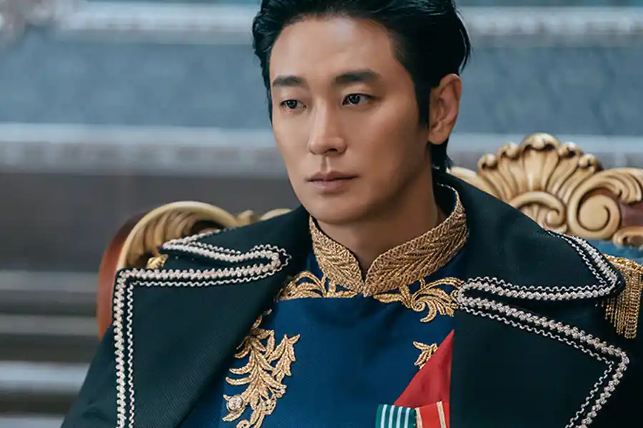 Kontroversi Medali Nazi di Serial The Remarried Empress, Studio N Minta Maaf Ju Ji Hoon dalam Disney+ original series, The Remarried Empress
