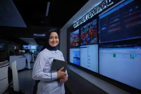 IPC TPK Pertahankan Tiga Sertifikasi ISO Internasional, Bukti Komitmen Mutu, Lingkungan, dan K3 IPC TPK perbarui sertifikasi ISO 9001, ISO 14001, & ISO 45001. Langkah strategis penguatan mutu layanan, kelestarian lingkungan, dan budaya K3.