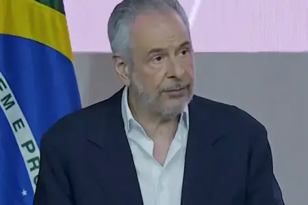 COP30 di Brasil Masih Buntu, Negosiasi Soal Masa Depan Bahan Bakar Fosil tak Temui Kata Sepakat Presiden COP30, Andre Correa do Lago