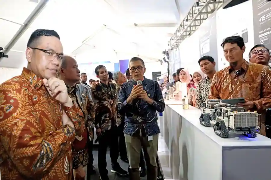 Elnusa Luncurkan Brick Vibroseis, Miniatur Inovatif untuk Permudah Pemahaman Teknologi Seismik Elnusa memperkenalkan Brick Vibroseis, miniatur inovatif berbasis Lego untuk mempermudah visualisasi teknologi seismik bagi publik dan pemangku kepentingan.