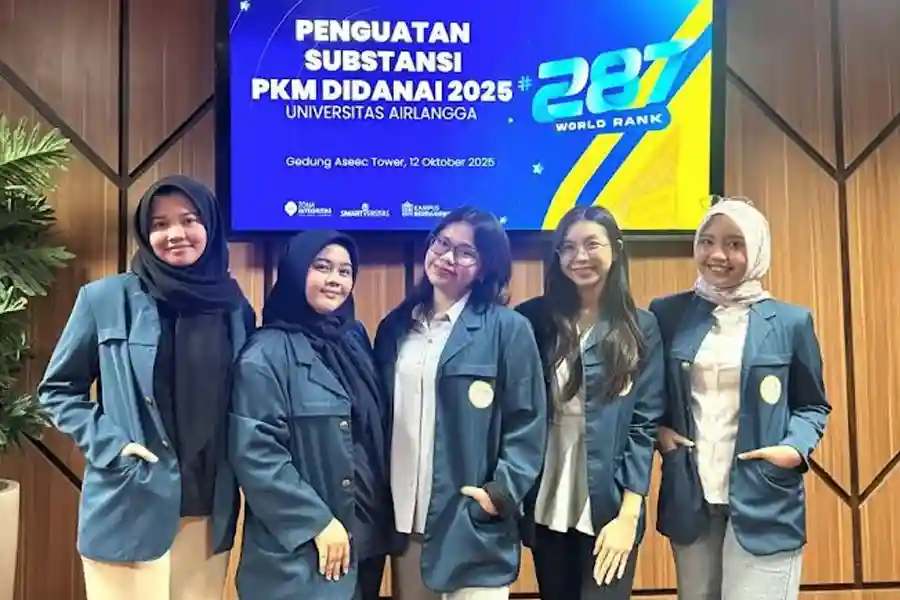 Mahasiswa Psikologi UNAIR Raih Penghargaan Nasional dengan Riset Eksploitasi Seksual Anak di Dunia Maya Tim Psikologi UNAIR raih Luaran PKM Terinformatif 2025 dengan riset eksploitasi seksual anak berkedok roleplay di dunia virtual.