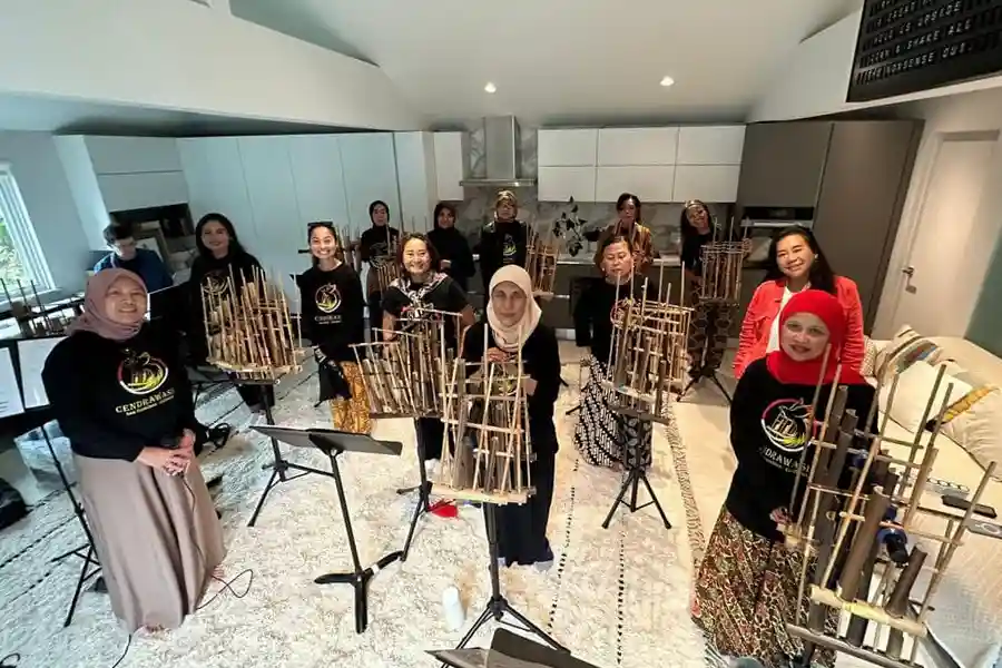 Latihan bersama jelang World Angklung Day 2025 (foto: istimewa)