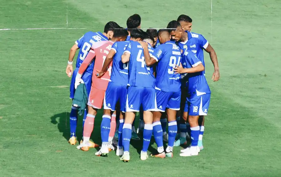 Persib di Ambang Sejarah: Tinggal 1 Poin untuk Menembus Fase Gugur ACL 2